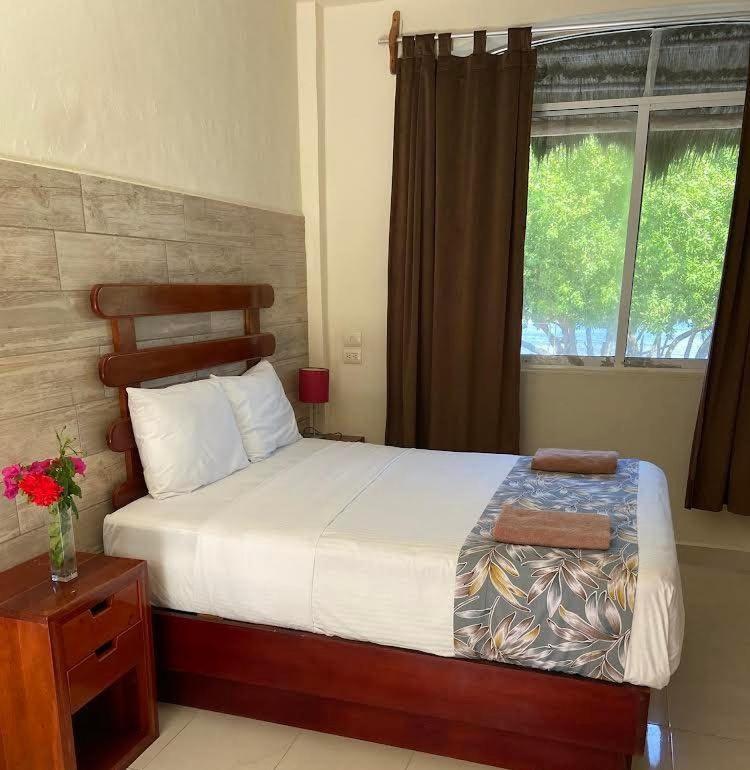 Porto Coral Hotel & Suites Τσετουμάλ Εξωτερικό φωτογραφία