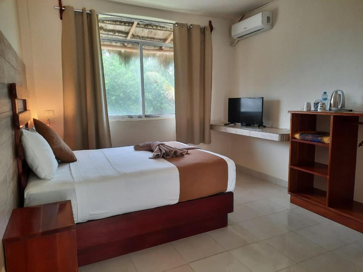 Porto Coral Hotel & Suites Τσετουμάλ Εξωτερικό φωτογραφία