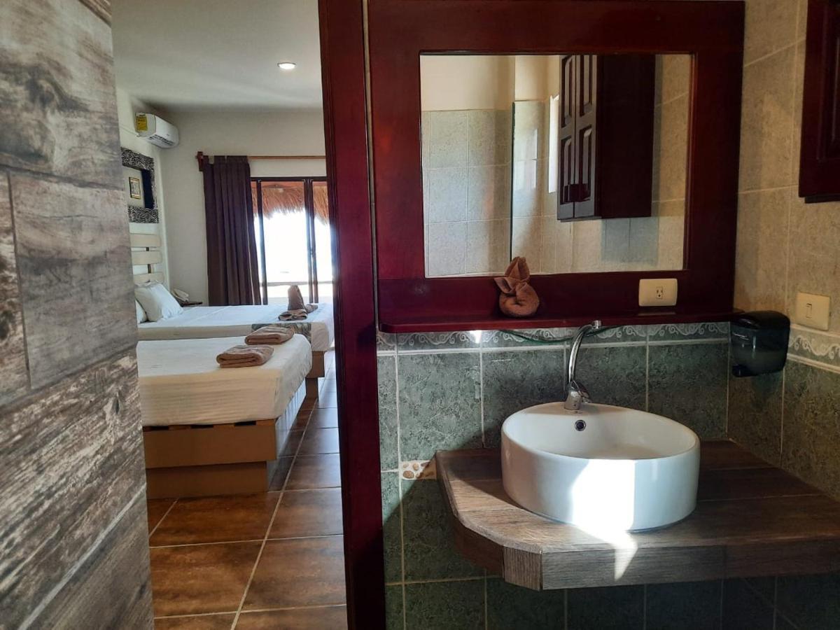 Porto Coral Hotel & Suites Τσετουμάλ Εξωτερικό φωτογραφία
